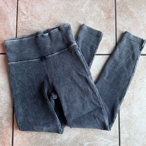 Soft Ribbed High-Waisted Leggings